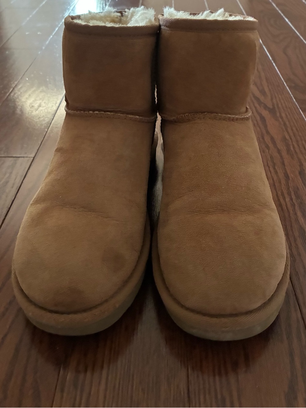 Uggs Classic II Boots (Authentic)